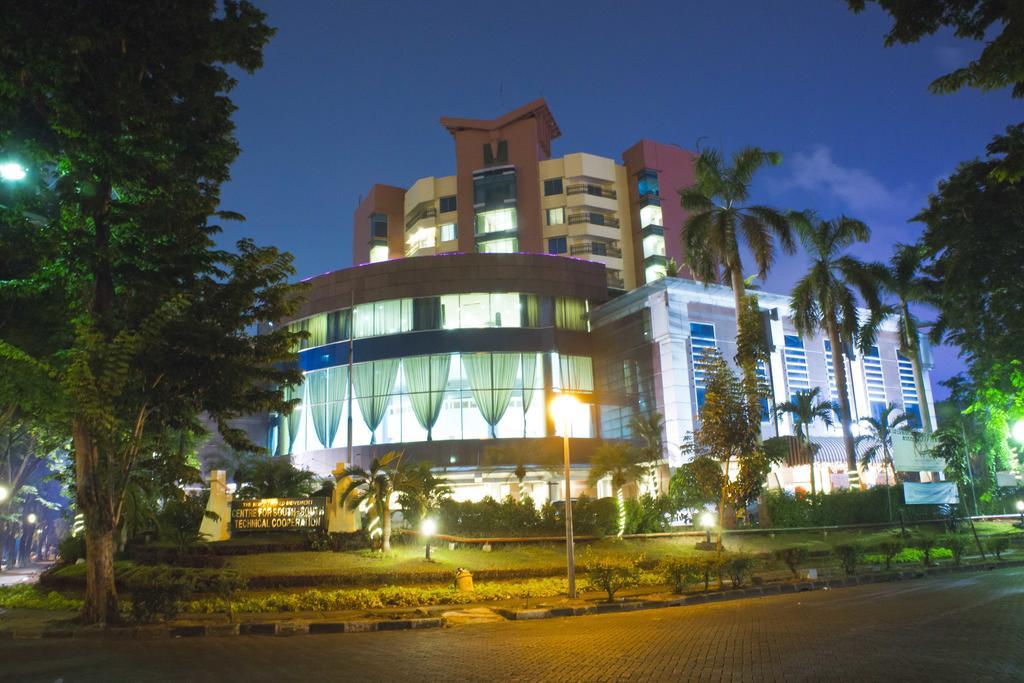 Nam Center Hotel Kemayoran Cakarta Dış mekan fotoğraf